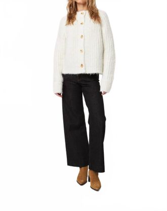 John & Jenn Benny Frozen Top In White