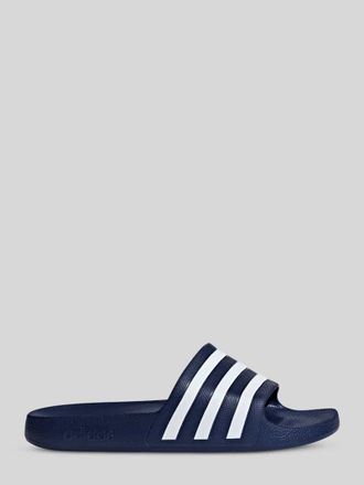 adidas Badeschuhe mit Label-Pr&auml;gung Modell ADILETTE AQUA in Marine, Gr&ouml;&szlig;e 40,5