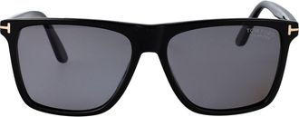 Tom Ford Squared Sunglasses Ft0832 01 D