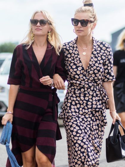 Il wrap dress che vedi ogni giorno su Instagram deve finire nel tuo armadio… ora!