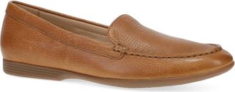 Dansko Womens Lorri Waxy Milled Loafer In Tan