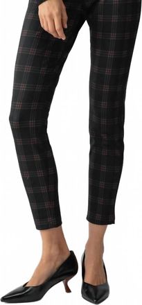 Sanctuary Runway Pull On Legging In Garnet Plaid
