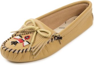 Minnetonka Womens Thunderbird Animikii Softsole, Natural, Size 11