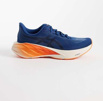 Asics Dynablast 6 - Sneakers da corsa blu scuro e ciliegia