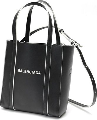 Balenciaga Black Leather Shoulder Bag Tote Bag (Pre-Owned)