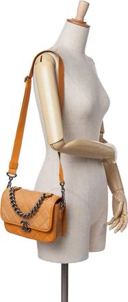 Chanel Hobo Bags - 2016-2017 Small Quilted Iridescent Calfskin and Ca - Gr. unisize - in Orange - für Damen