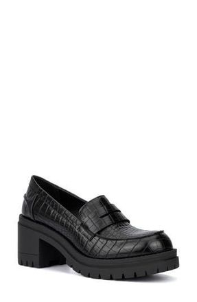 New York & Company Penni Croc Embossed Platform Loafer in Black at Nordstrom Rack, Size 6.5