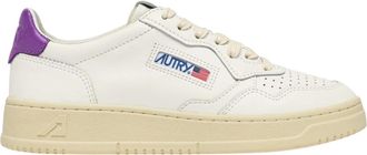 Autry Medalist Low Womens White/Dewberry Sneakers