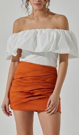 ASTR the Label Ruffle Off the Shoulder Top in White at Nordstrom Rack, Size X-Small