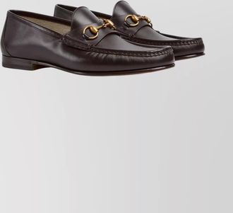Gucci 1953 horsebit leather loafer clamp detail