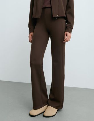 Oysho Pantaloni a zampa marroni a vita alta effetto neoprene-Marrone