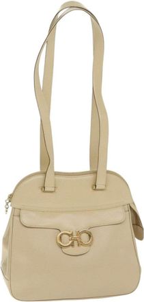 Ferragamo Gancini Shoulder Bag Leather Leather Shoulder Bag Bag (Pre-Owned)