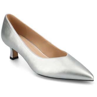 Journee Collection Women & apos;s Pammie Medium and Wide Width Pumps