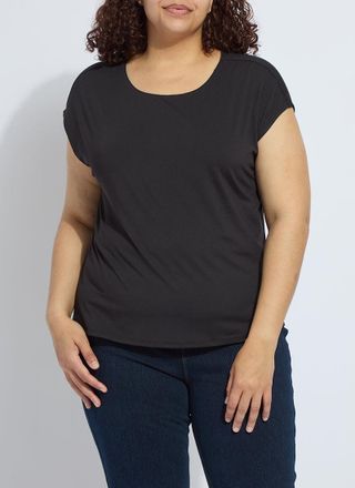 Lyss&eacute; ntials Top Curvy