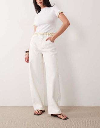 Miss Selfridge Jeans bombati &eacute;cru-Bianco