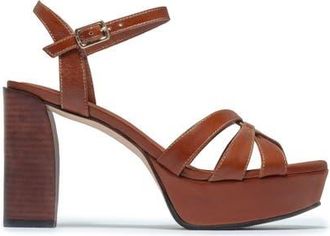 Bernardo Vittor Platform Sandal in Cognac at Nordstrom, Size 7.5