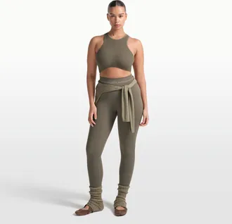 Nike Womens SKIMS Ribbed Seamless High-Waisted 26 Leggings in Black | PTLEG10262W-OAR
