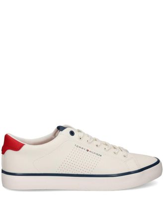 Tommy Hilfiger logo-print sneakers - White