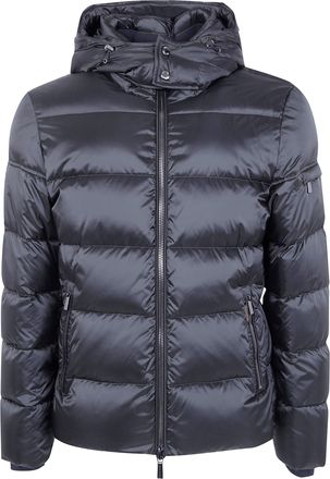 Moorer Jacket Main Feature Brett