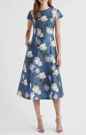 Sachin & Babi Jackie Floral Print Satin Cocktail Dress In Steel Blue Blooms