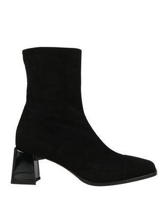 Carel Ankle boots