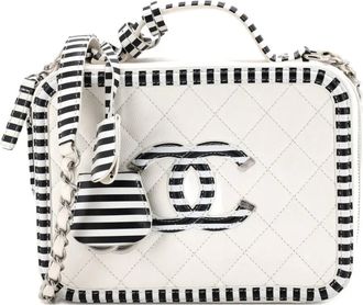 Chanel Borsa a spalla Filigree Vanity Case media in pelle Caviar trapuntata con dettagli a righe - Nero