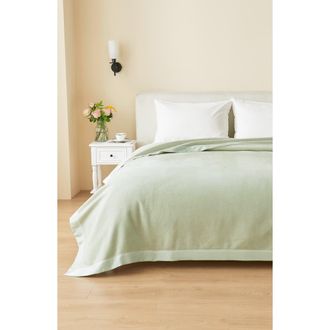 Melange Home Plaza Silk Blanket in Sage at Nordstrom Rack, Size Full/queen