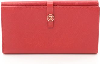 Chanel Red Color Leather Long Wallet (Bi-Fold) (Pre-Owned)