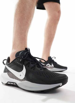 Nike Reactx Pegasus Trail 5 sneakers in black and white
