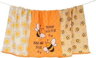 Tiramisu Bee-Ing There Thank You Towel Set