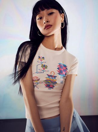 Twik Womens Pop flowers fitted T-shirt Year of the Horse collection