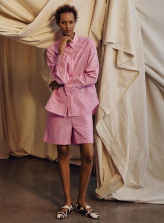 Contemporaine Womens Striped lightweight poplin short Fit: Wide leg, high rise