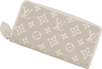 Louis Vuitton Mahina Mahina Leather Long Wallet (Bi-Fold) (Pre-Owned)