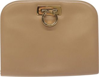 Ferragamo Gancini Beige Leather Shoulder Bag (Pre-Owned)