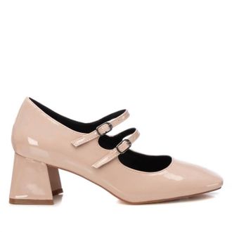 Xti Womens Patent Leather Ballerinas In Beige