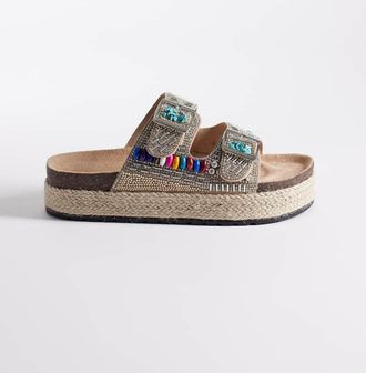 Azalea Wang Azalea Wang - Kaylum - Sandali bassi beige con perline-Neutro