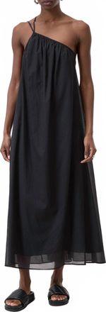 Closed Gathered Maxi Dress In Black