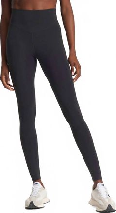 Vuori Clothing Chilled Out Legging In Washed Black
