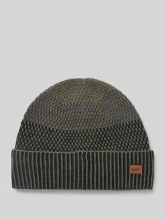 Barts Beanie mit Label-Badge Modell MIGUEN in Oliv, Gr&ouml;&szlig;e 1