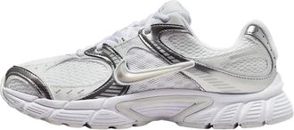 Nike V5 RNR Sneaker - Dames - Sport - Grijs - Maat: 40 EU Synthetisch