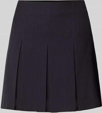 Review Kurzer Faltenrock mit Nadelstreifen in Dunkelblau, Gr&ouml;&szlig;e XL