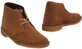 Clarks DESERT BOOT