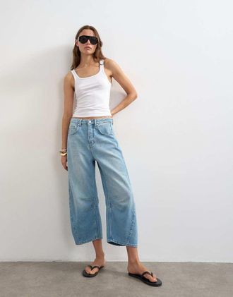 Topshop Jeans cropped bombati a vita medio alta candeggiati-Blu