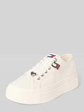 Tommy Jeans Low Top Sneaker aus echtem Rindsleder in Ecru, Gr&ouml;&szlig;e 36