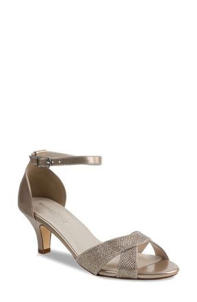 Touch Ups Clementine Kitten Heel Ankle Strap Sandal in Champagne at Nordstrom, Size 10.5