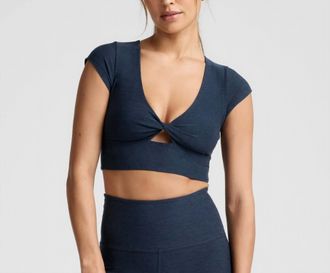 Beyond Yoga Spacedye Cropped Tee In Navy