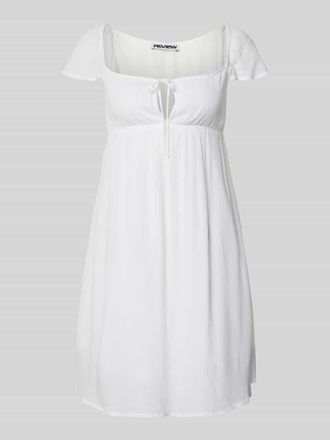Review Babydoll Kleid aus Viskose mit Karree-Ausschnitt und Schleife in Weiss, Gr&ouml;&szlig;e XS