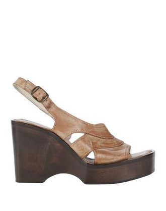 Preventi Mules & Clogs