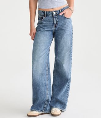 A&eacute;ropostale Low-Rise Baggy Wide Leg Lightweight Luxe Jean