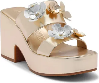 Karl Lagerfeld Moracco Flower Platform Slide Sandal in White Gold at Nordstrom Rack, Size 5.5
